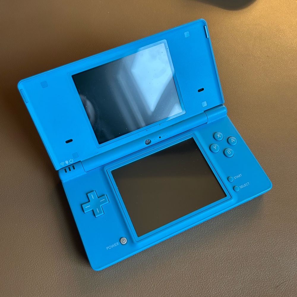 Nintendo DSi - Blue
